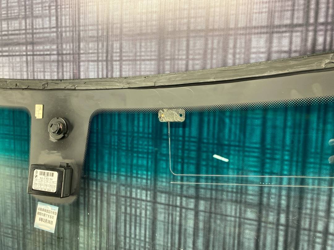 Стекло лобовое, 7392 рублей, Красноярск