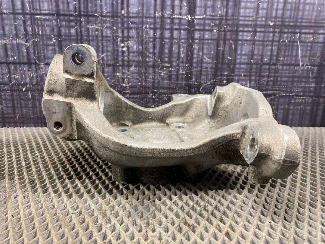 Поворотный кулак, 1956 рублей, Красноярск