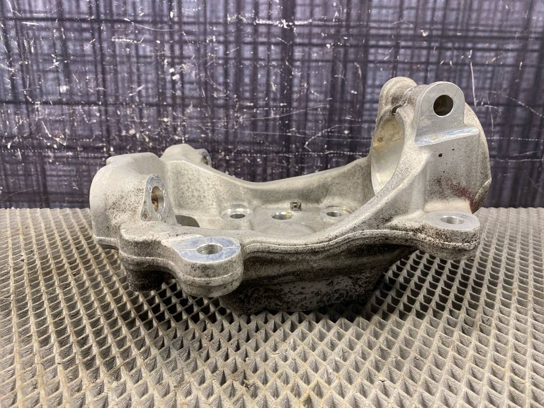 Поворотный кулак, 1956 рублей, Красноярск