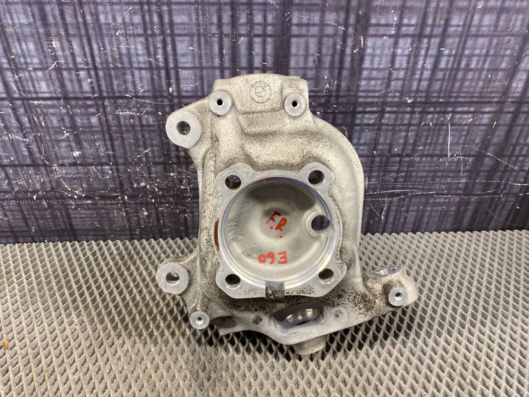 Поворотный кулак, 1956 рублей, Красноярск