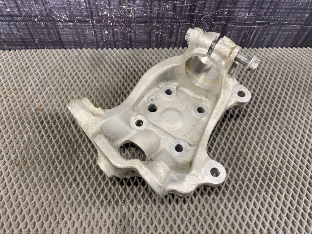 Поворотный кулак, 1956 рублей, Красноярск