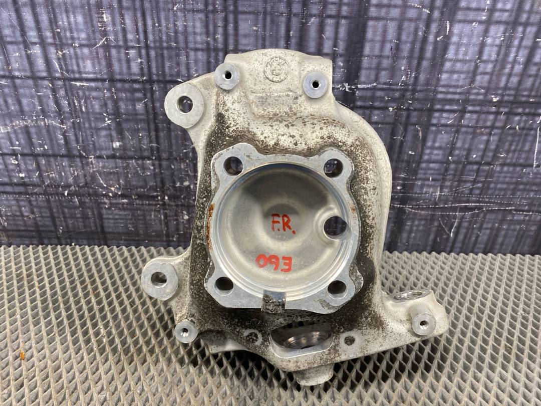 Поворотный кулак, 1956 рублей, Красноярск