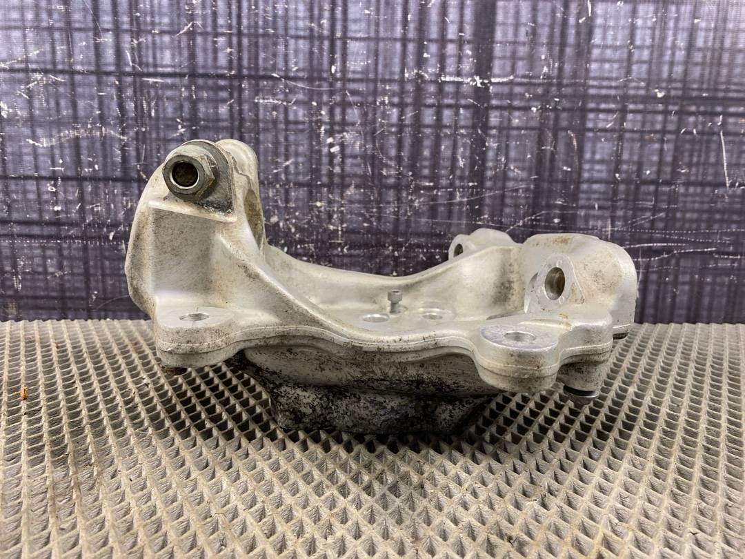 Поворотный кулак, 1956 рублей, Красноярск