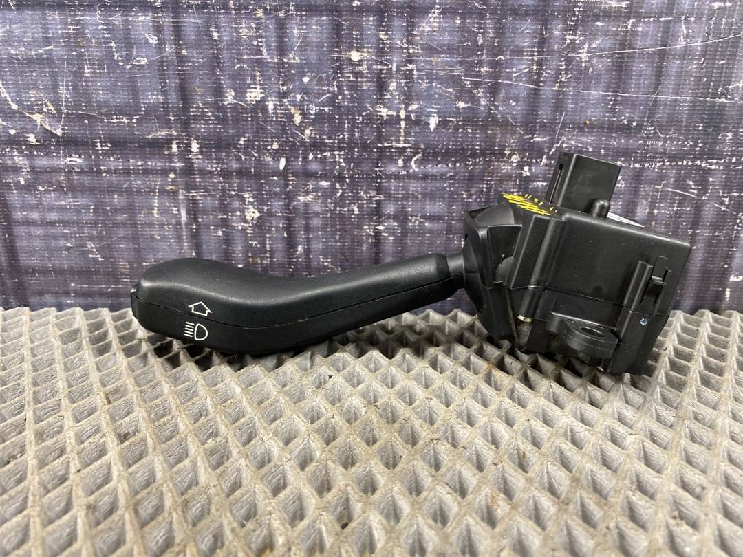 Подрулевой переключатель, 672 рублей, Красноярск