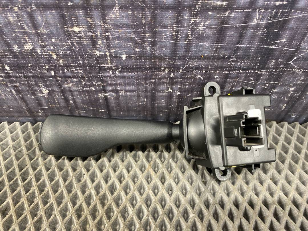 Подрулевой переключатель, 672 рублей, Красноярск