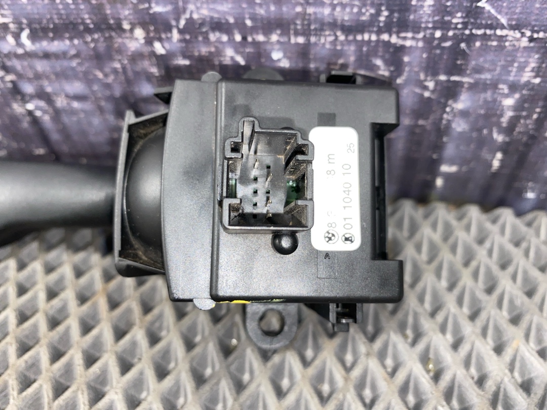 Подрулевой переключатель, 672 рублей, Красноярск