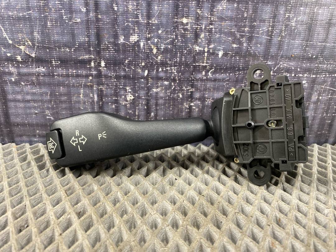 Подрулевой переключатель, 672 рублей, Красноярск