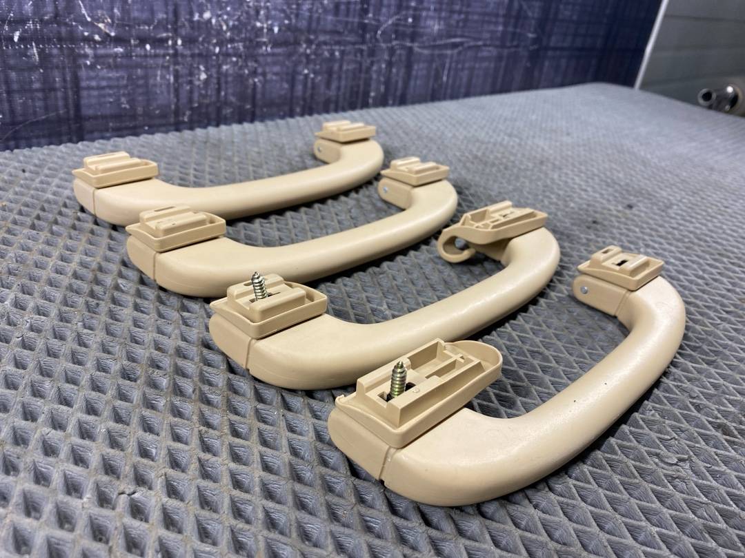 Потолочная ручка, 582 рублей, Красноярск