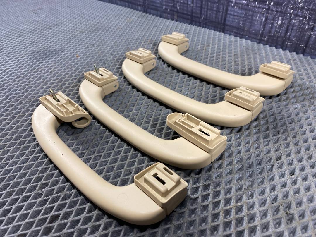 Потолочная ручка, 582 рублей, Красноярск