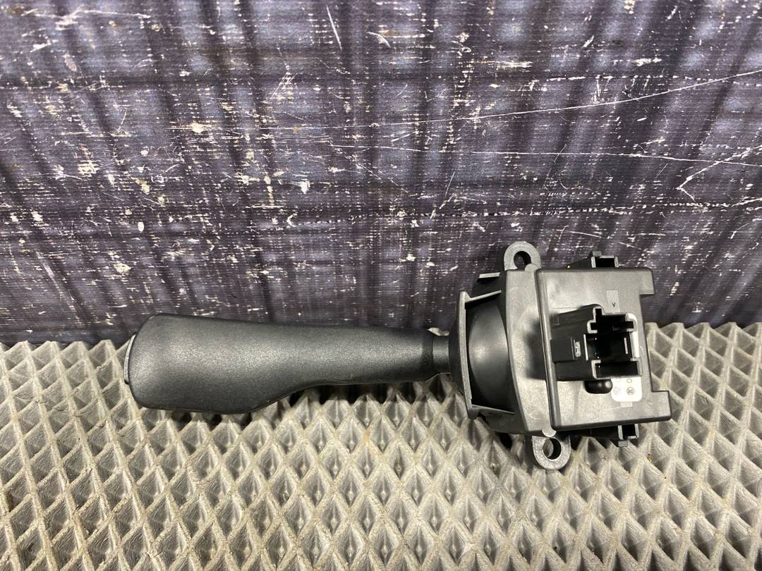 Подрулевой переключатель, 672 рублей, Красноярск