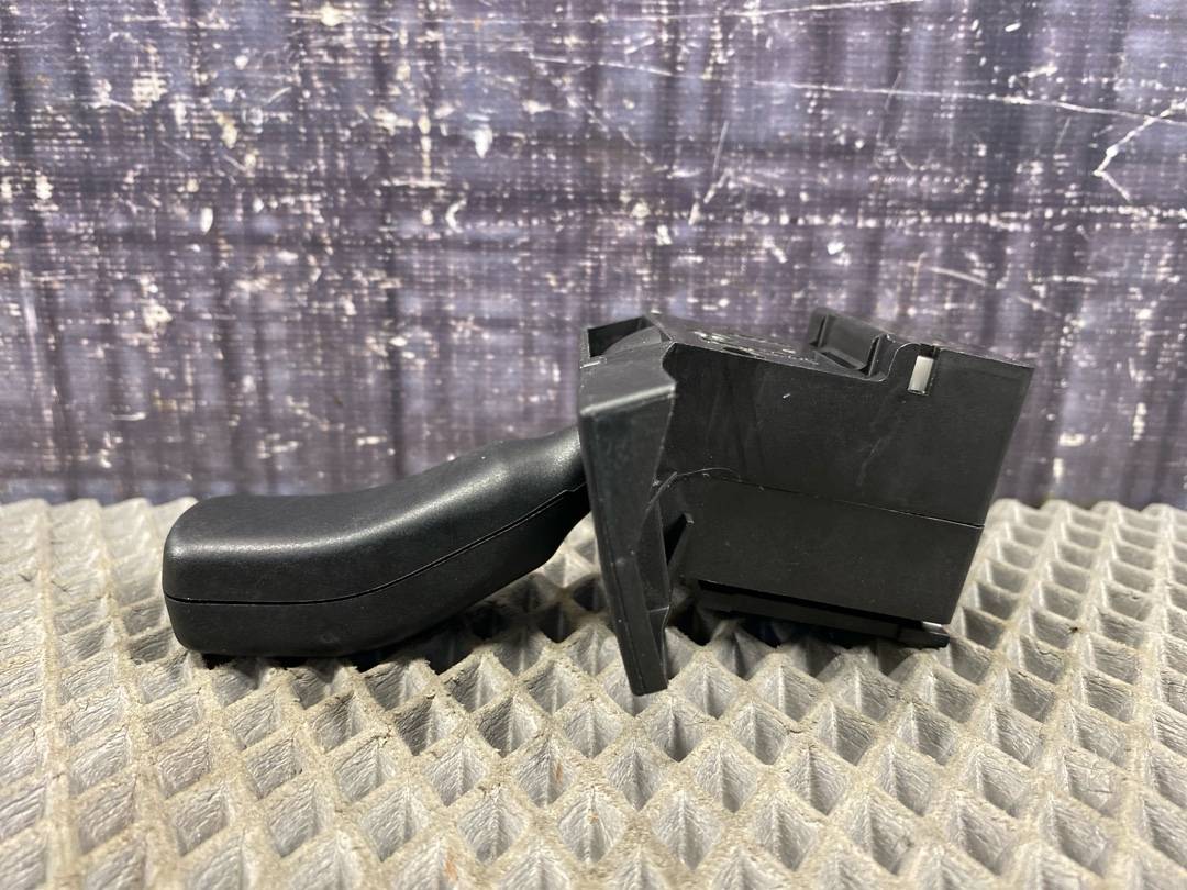 Подрулевой переключатель, 276 рублей, Красноярск