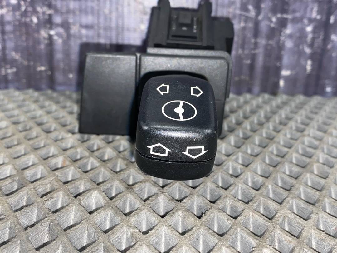 Подрулевой переключатель, 276 рублей, Красноярск