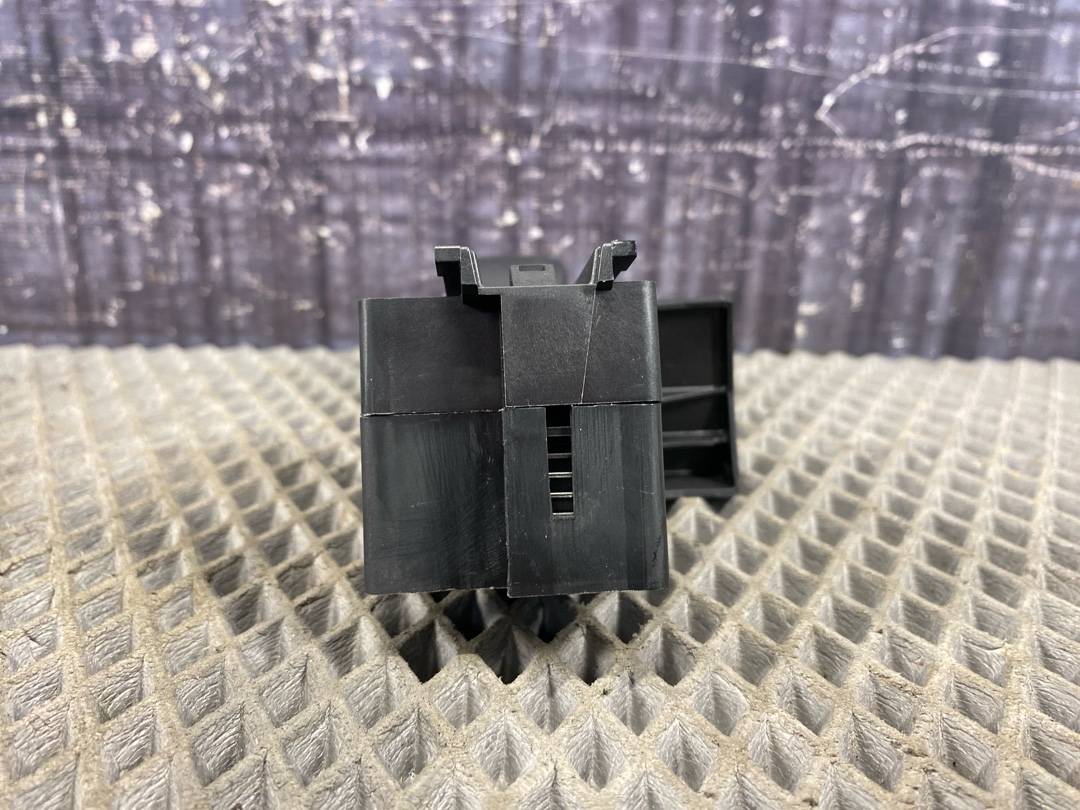 Подрулевой переключатель, 276 рублей, Красноярск