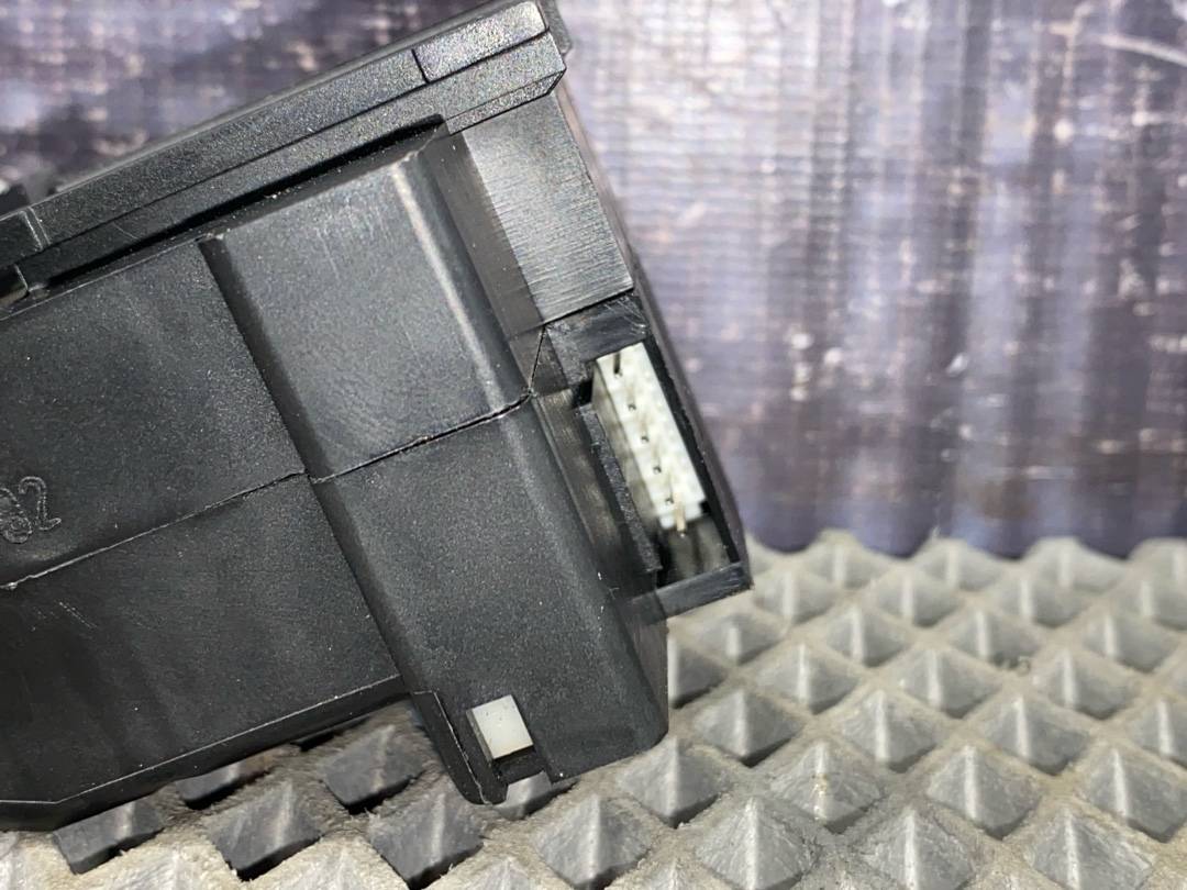 Подрулевой переключатель, 276 рублей, Красноярск