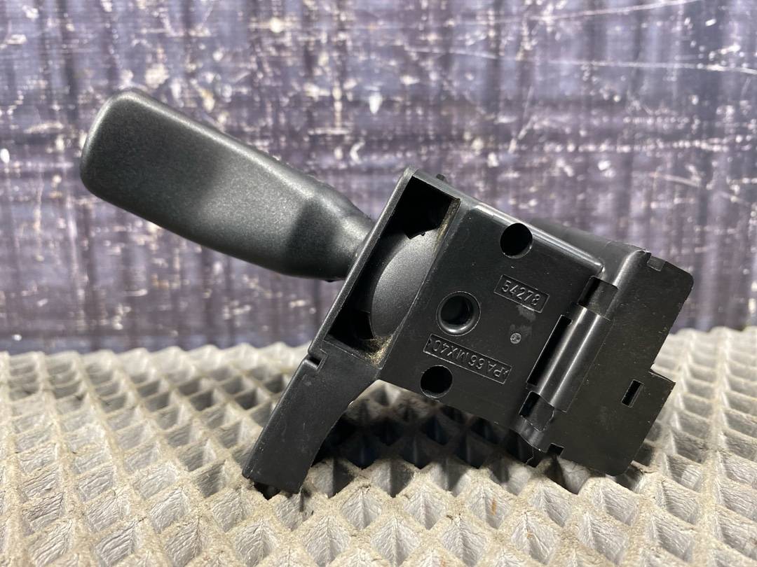 Подрулевой переключатель, 276 рублей, Красноярск