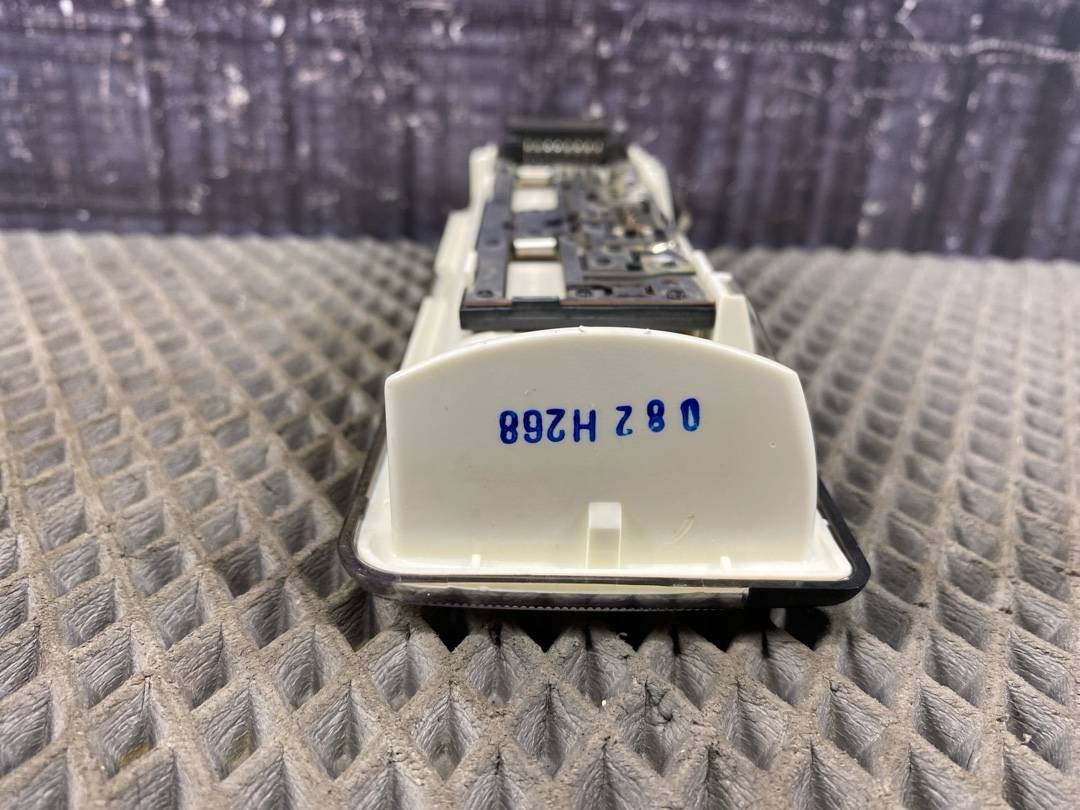 Плафон салона, 342 рублей, Красноярск