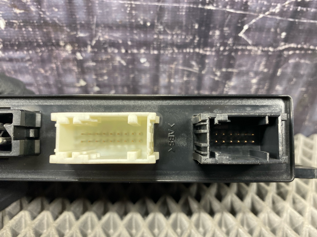 Блок управления зеркалами, 378 рублей, Красноярск