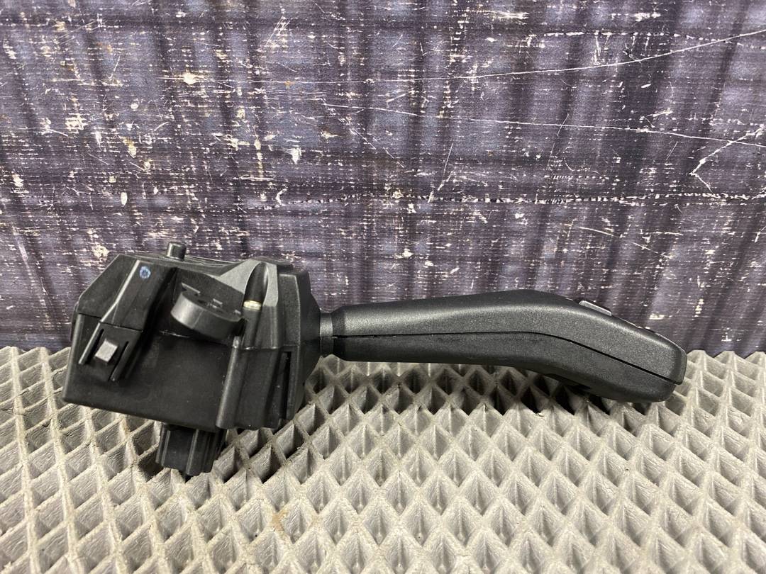 Подрулевой переключатель, 444 рублей, Красноярск