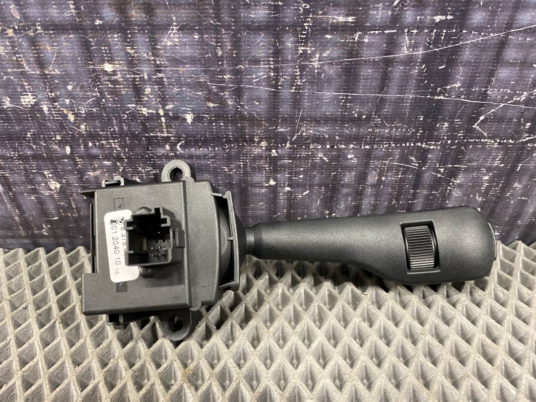 Подрулевой переключатель, 444 рублей, Красноярск