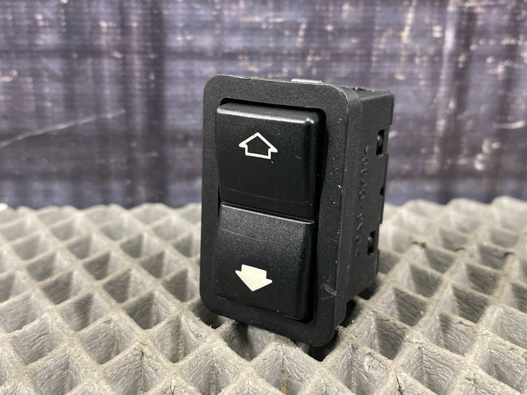 Кнопка стеклоподъемника, 210 рублей, Красноярск