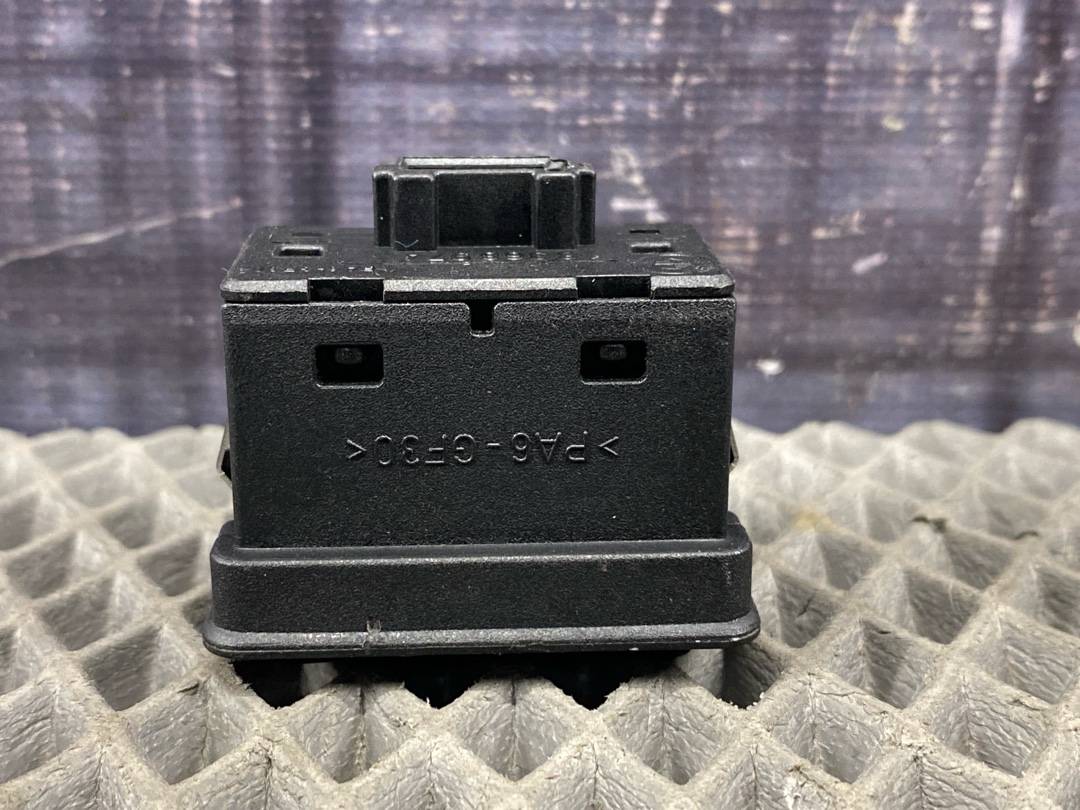 Кнопка стеклоподъемника, 210 рублей, Красноярск