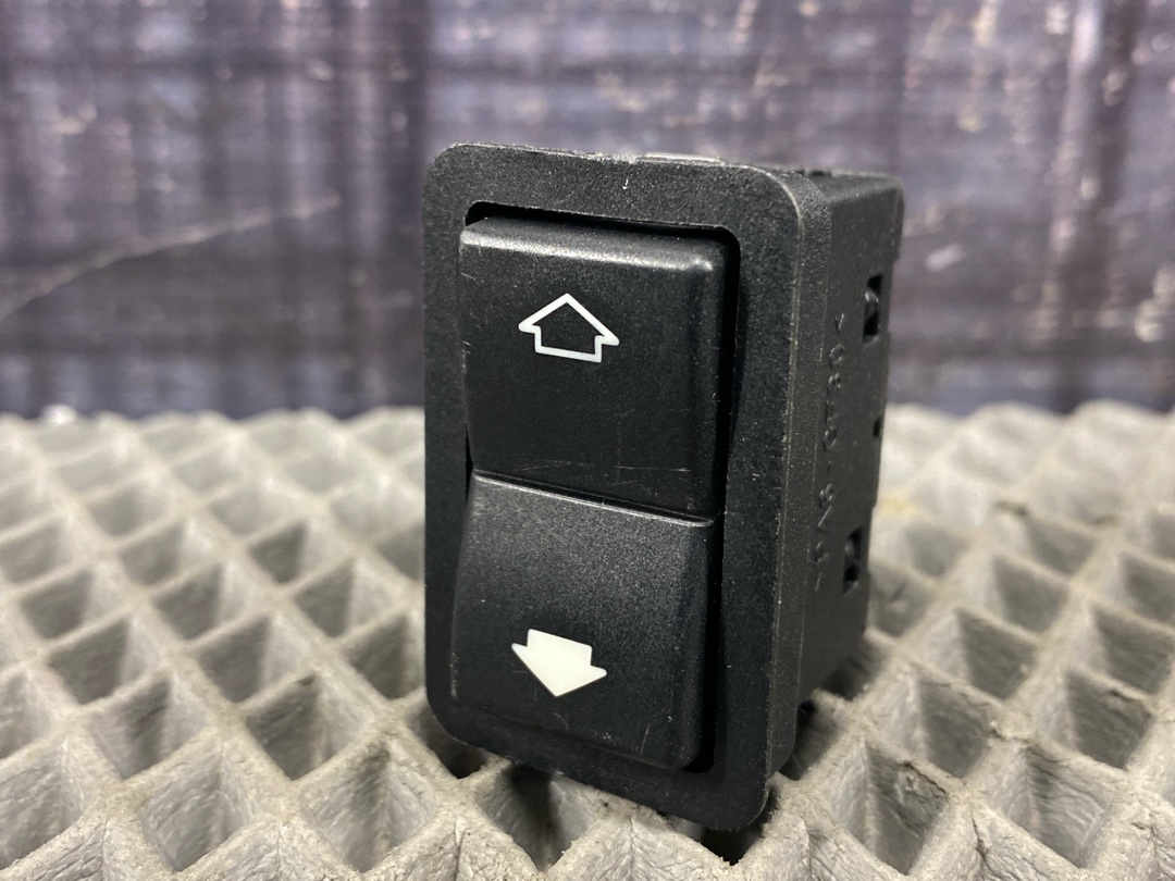 Кнопка стеклоподъемника, 210 рублей, Красноярск