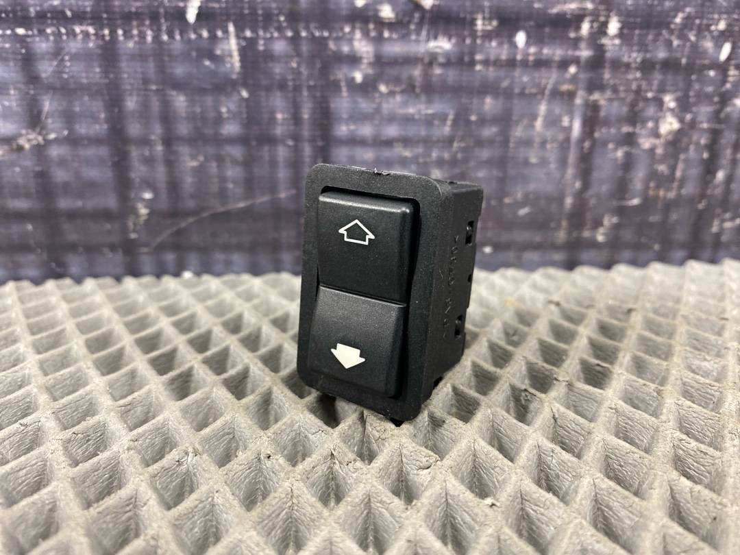 Кнопка стеклоподъемника, 210 рублей, Красноярск