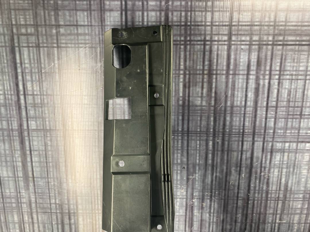 Пластик багажника, 1608 рублей, Красноярск