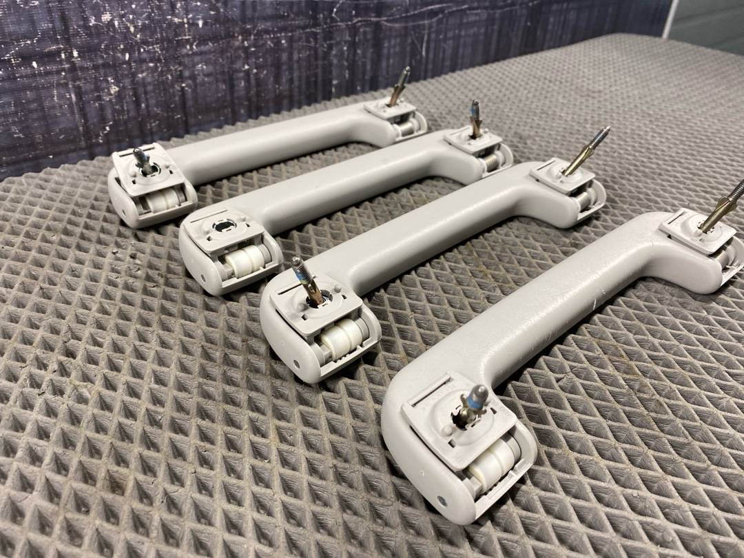 Потолочная ручка, 355 рублей, Красноярск