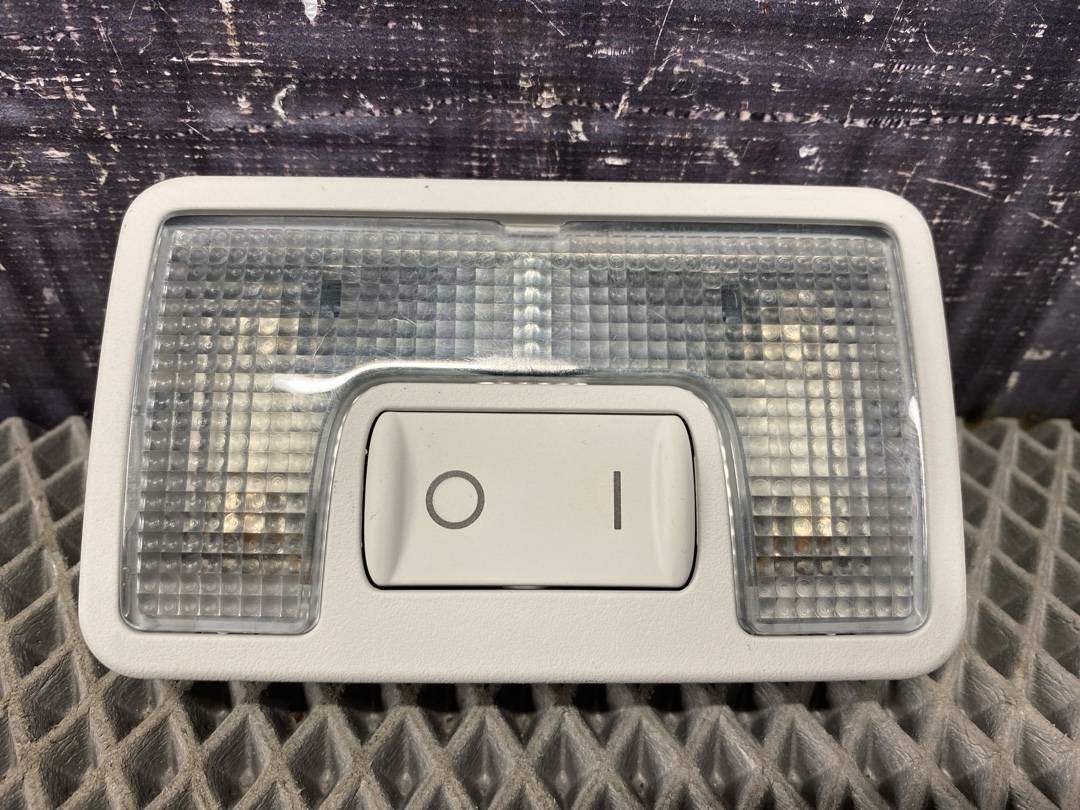 Плафон салона, 255 рублей, Красноярск