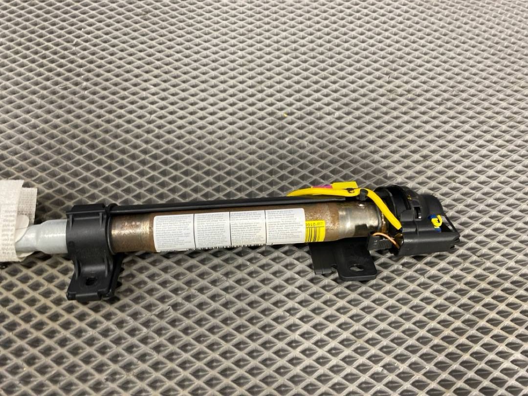 Подушка безопасности, 685 рублей, Красноярск