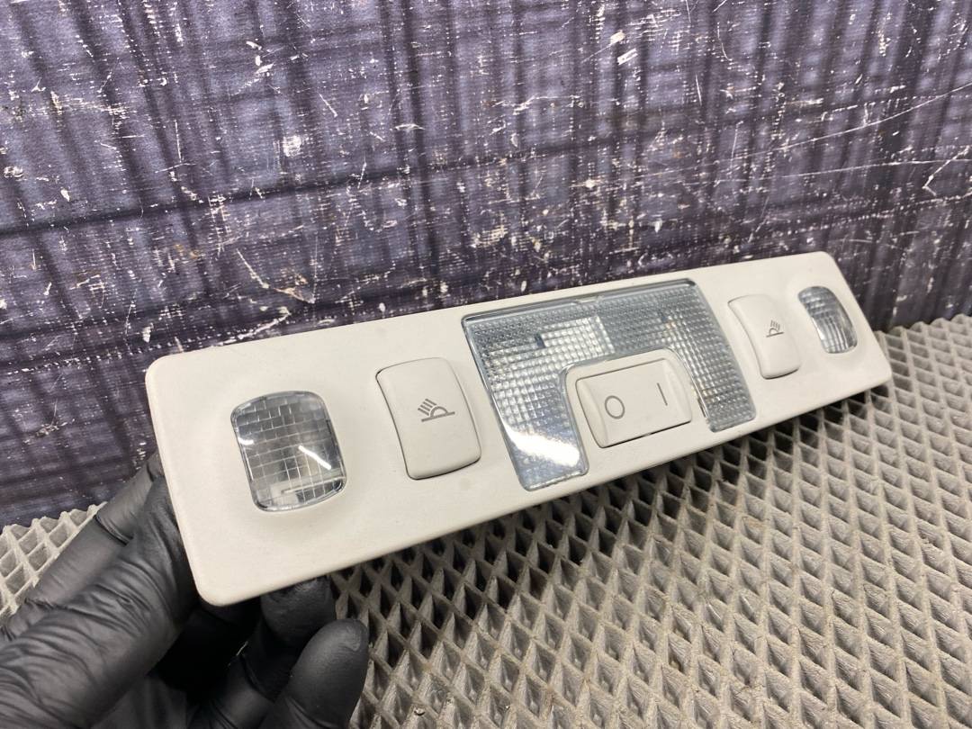 Плафон салона, 325 рублей, Красноярск