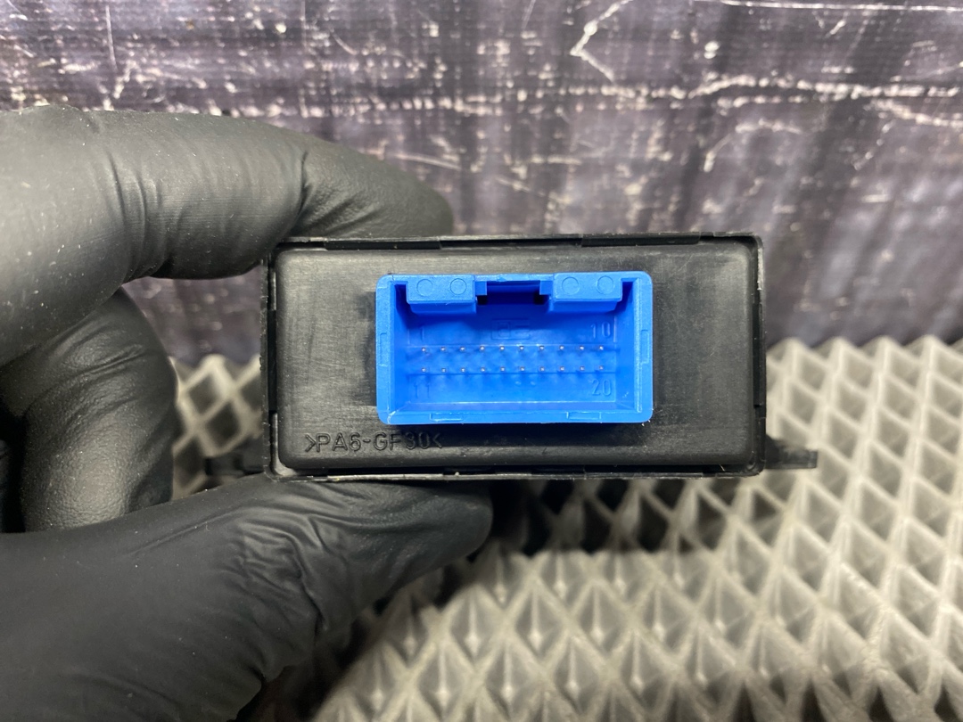 Блок управления корректором фар, 600 рублей, Красноярск