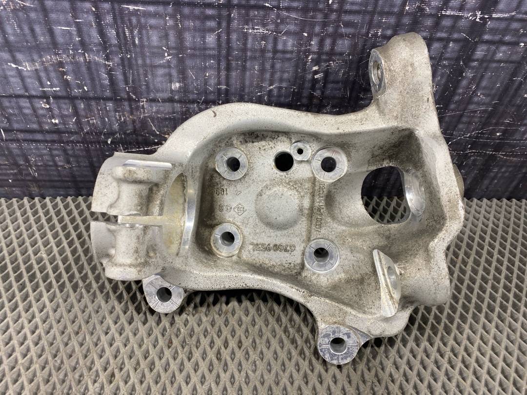 Поворотный кулак, 1956 рублей, Красноярск