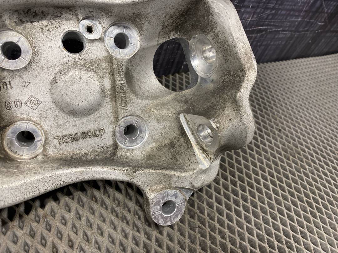 Поворотный кулак, 1956 рублей, Красноярск