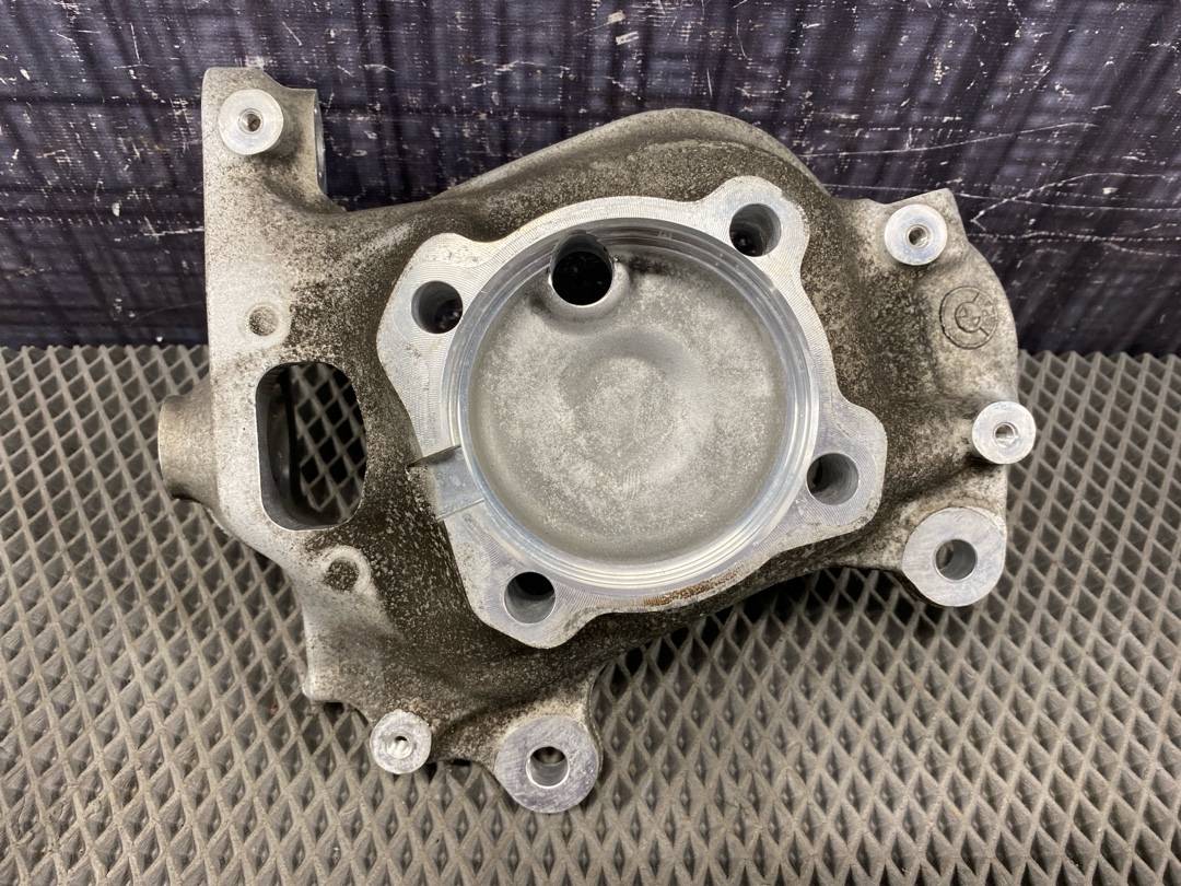 Поворотный кулак, 1956 рублей, Красноярск