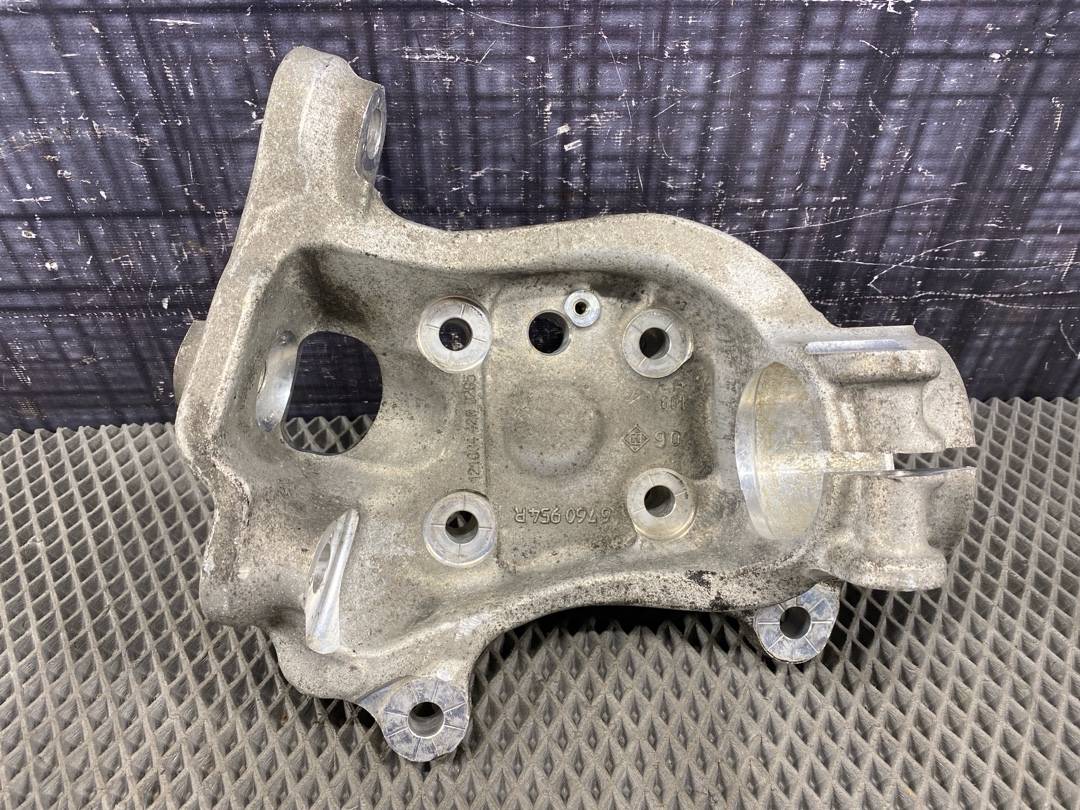 Поворотный кулак, 1956 рублей, Красноярск