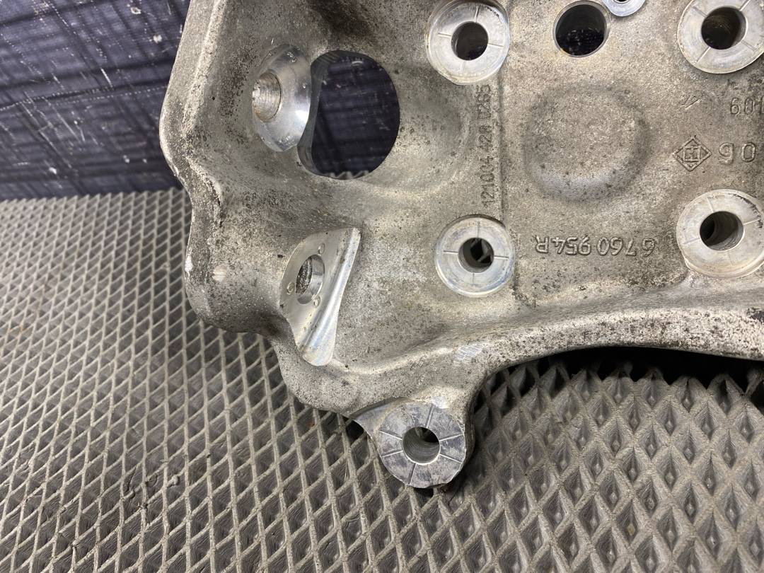 Поворотный кулак, 1956 рублей, Красноярск