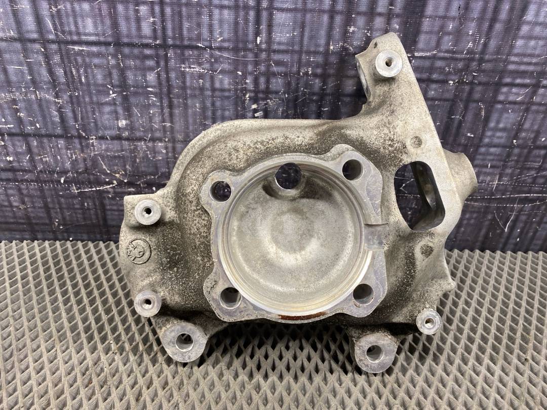 Поворотный кулак, 1956 рублей, Красноярск