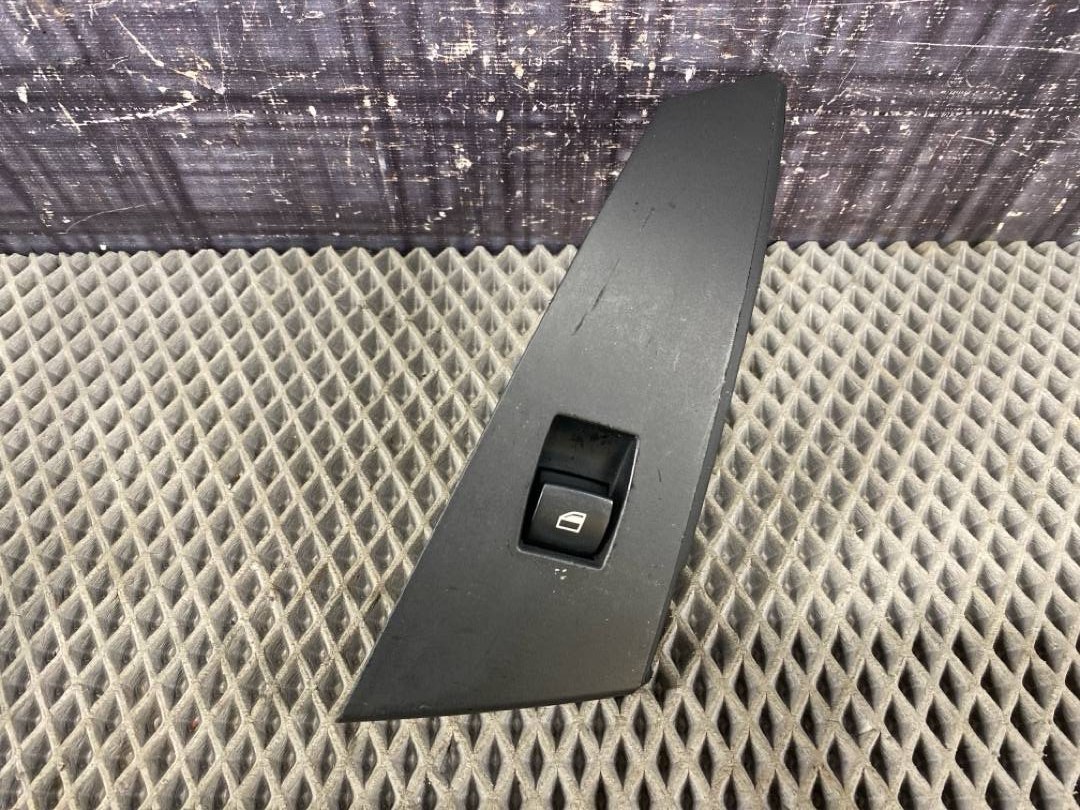 Кнопка стеклоподъемника, 378 рублей, Красноярск