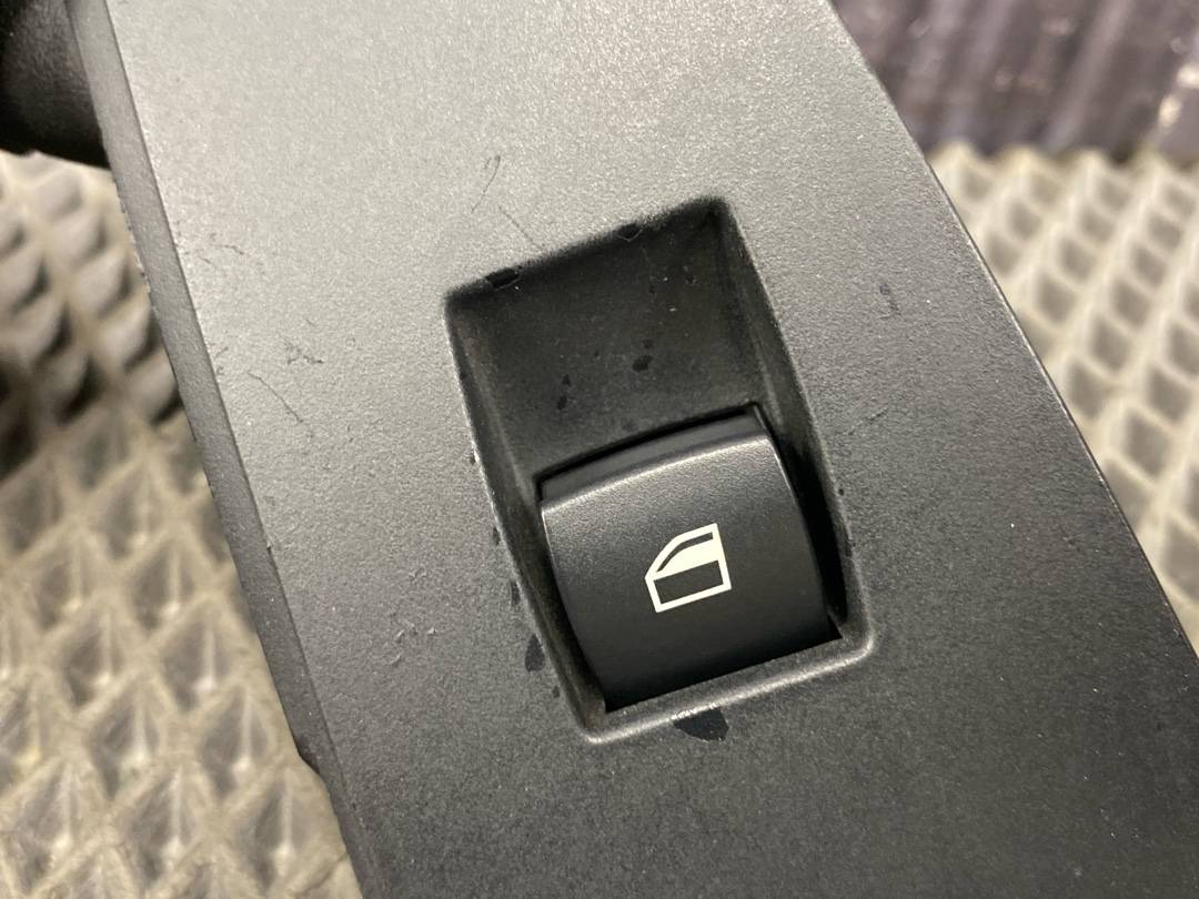 Кнопка стеклоподъемника, 378 рублей, Красноярск