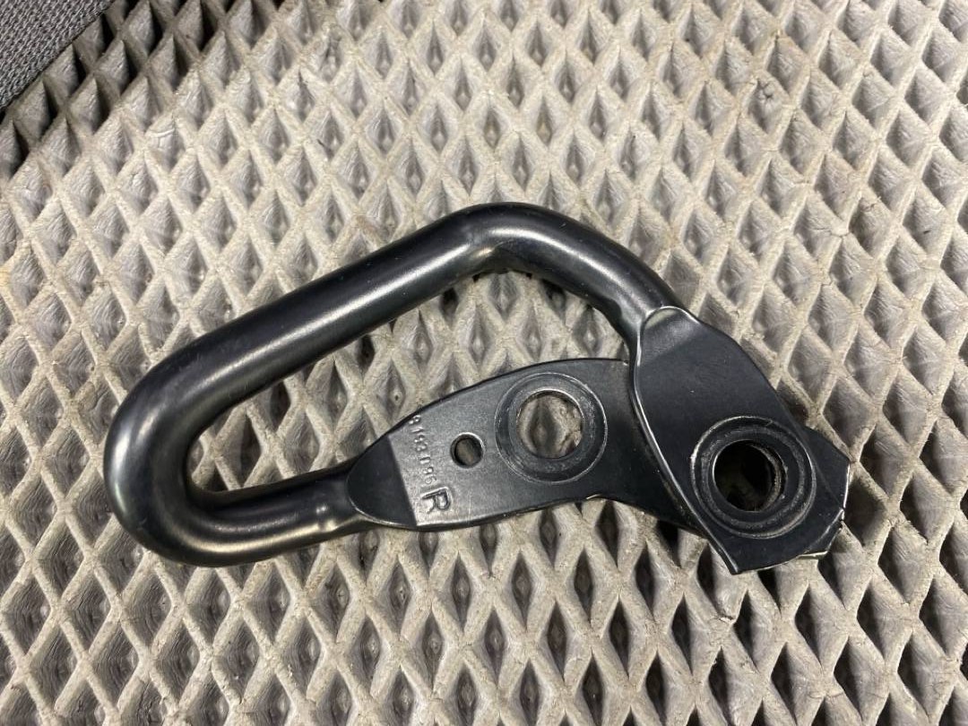 Ремень безопасности, 618 рублей, Красноярск