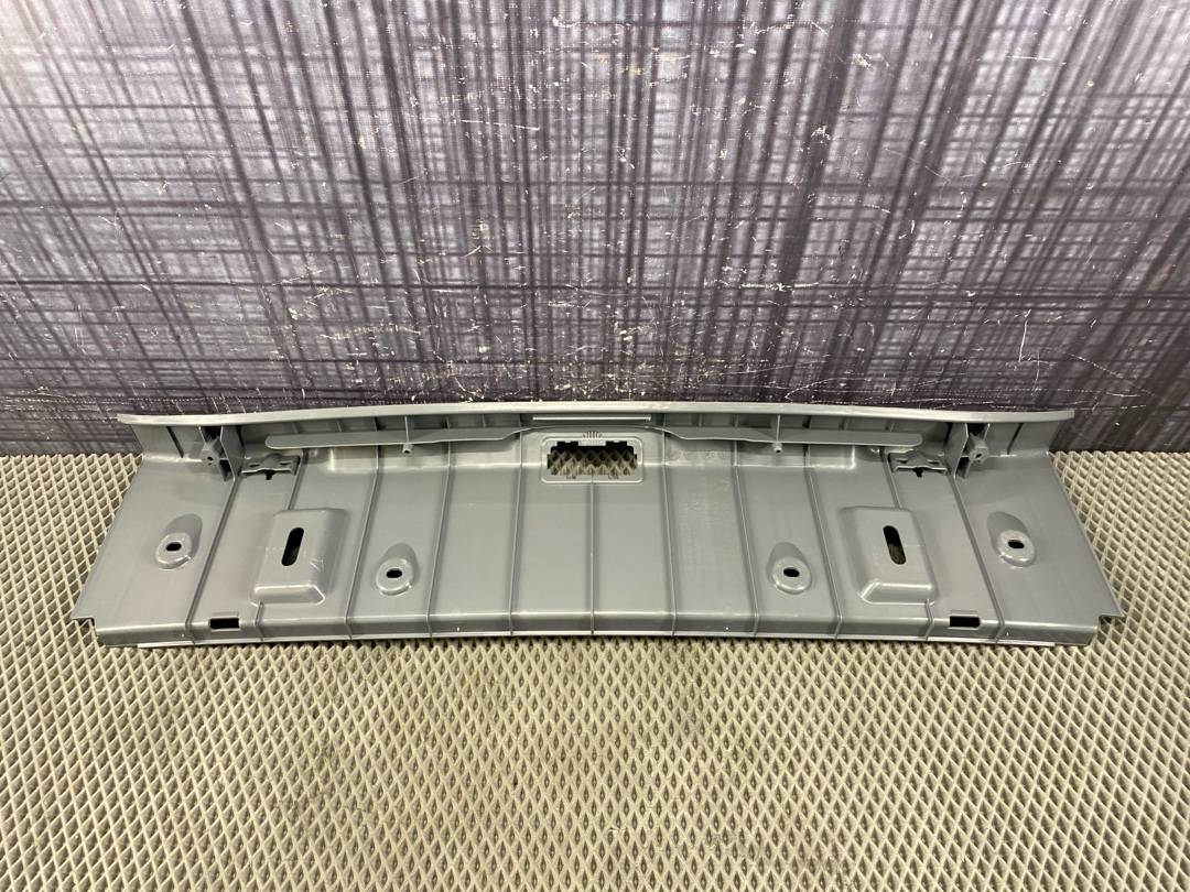 Пластик багажника, 402 рублей, Красноярск