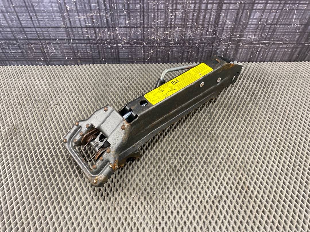 Домкрат, 4233 рублей, Красноярск