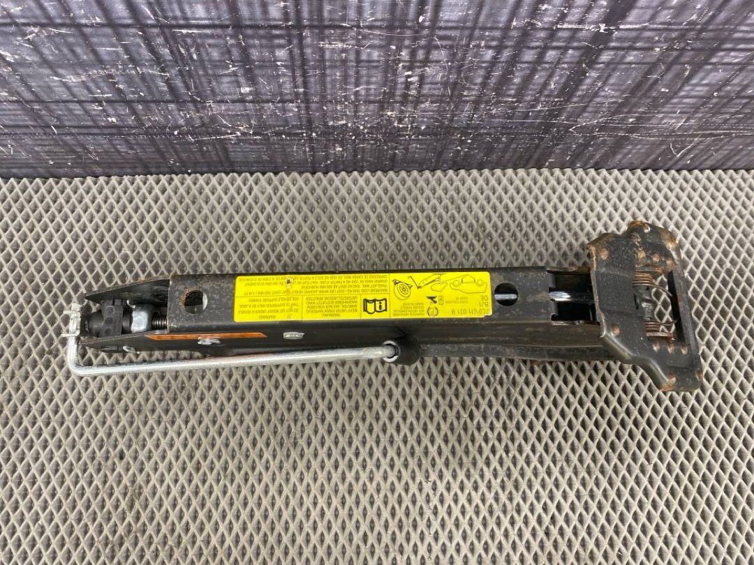 Домкрат, 4233 рублей, Красноярск