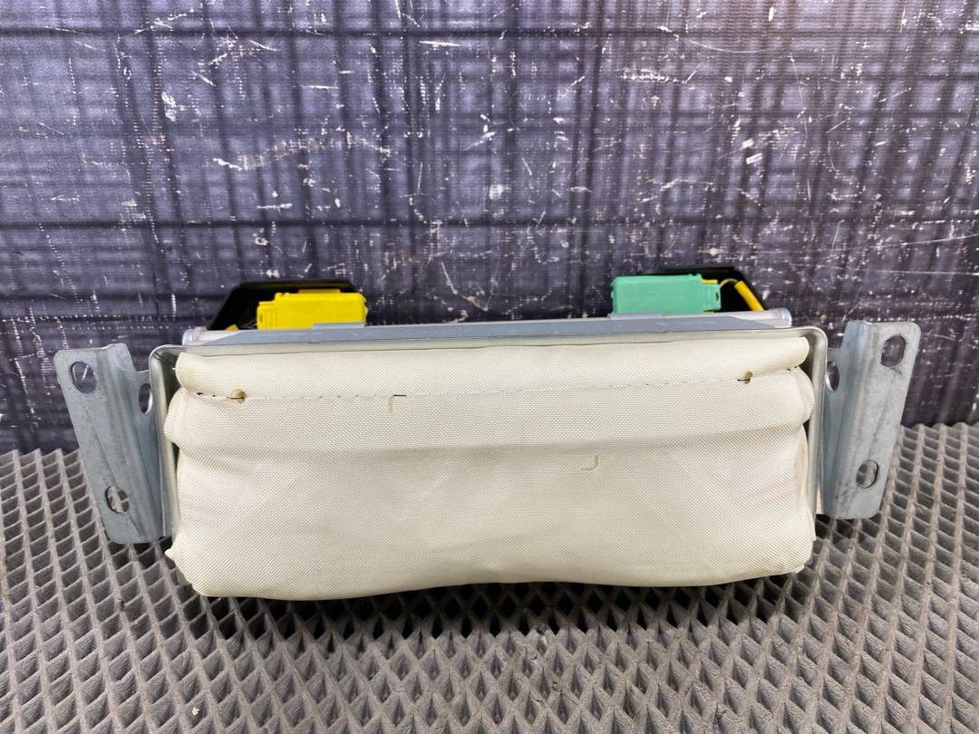 Подушка безопасности, 2176 рублей, Красноярск