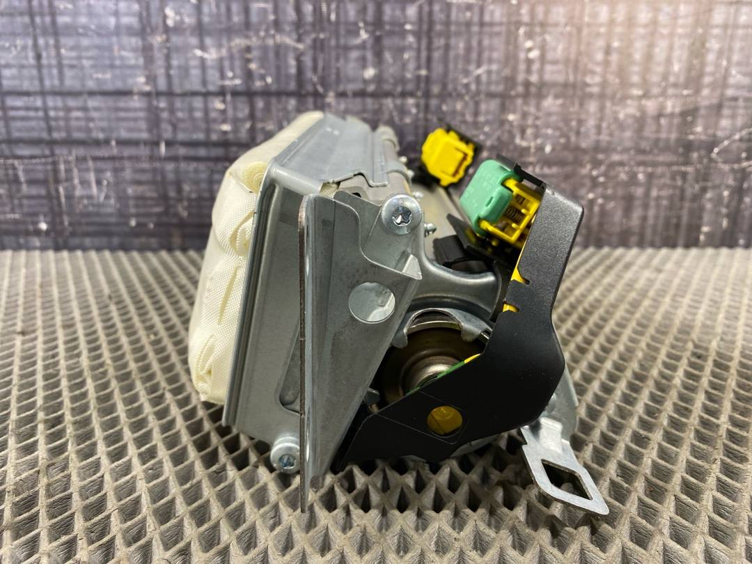 Подушка безопасности, 2176 рублей, Красноярск