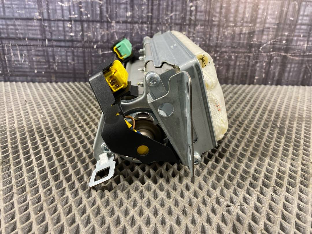 Подушка безопасности, 2176 рублей, Красноярск