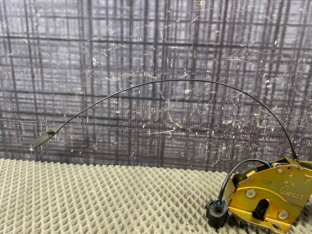 Замок крышки багажника, 1479 рублей, Красноярск