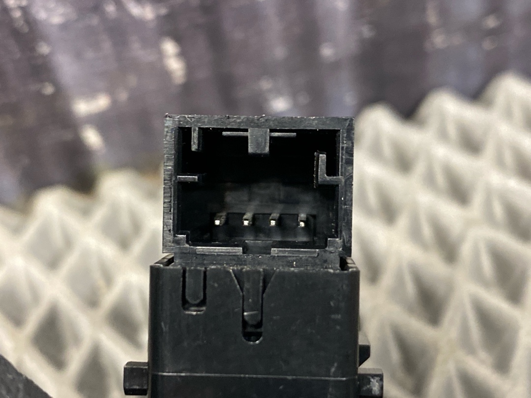 Кнопка центрального замка, 391 рублей, Красноярск